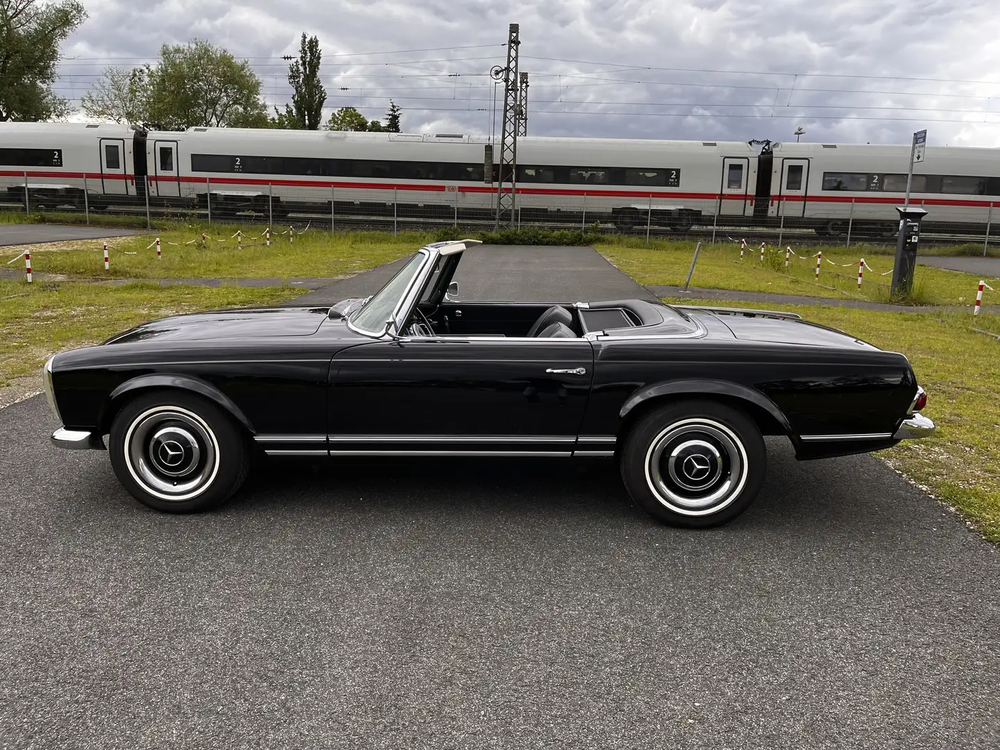 Mercedes-Benz SL 230 Pagode Noir - 1