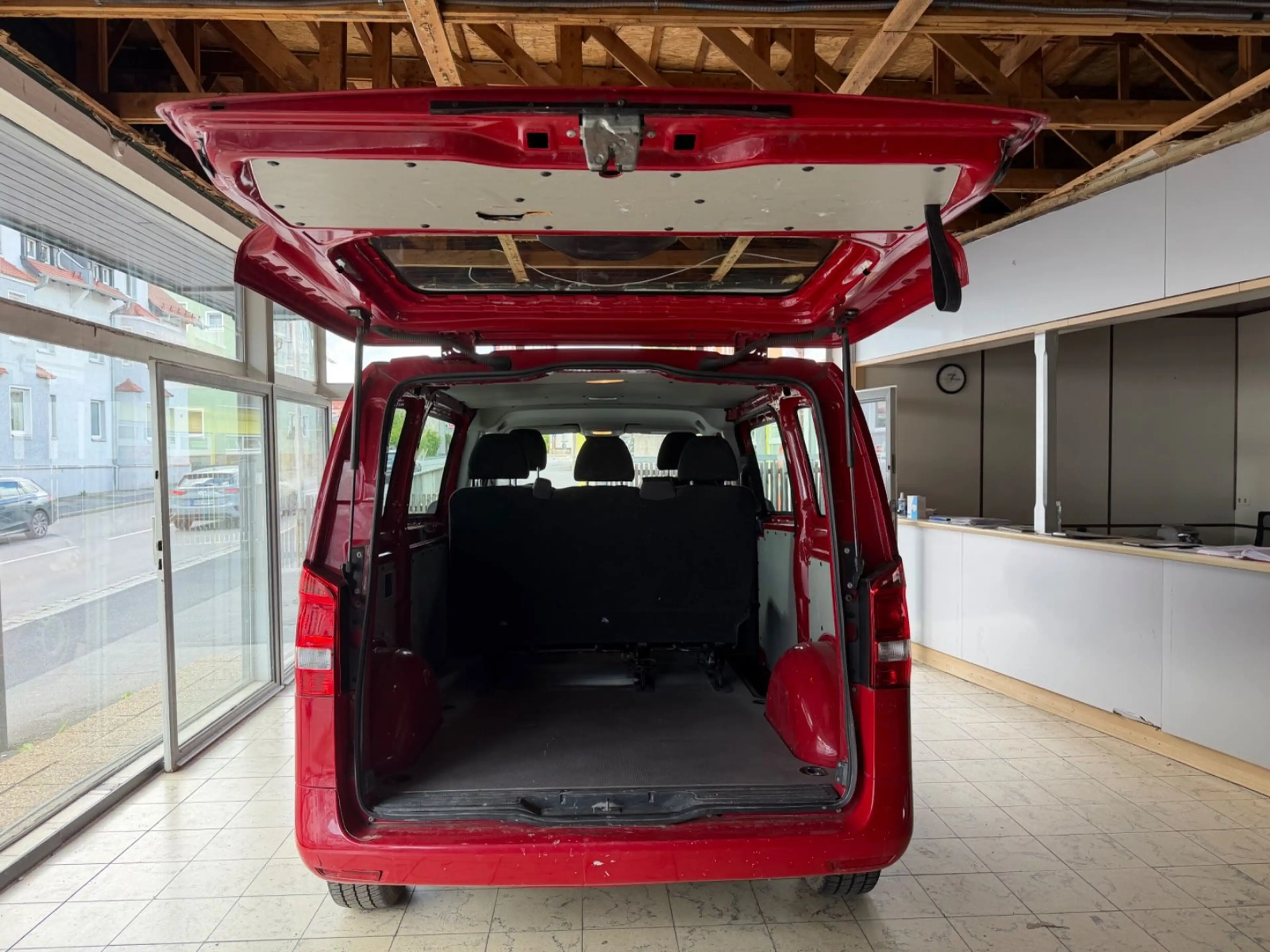 Mercedes-Benz Vito Mixto 110 CDI FWD kompakt*KLIMA*5 SITZE* — photo 10