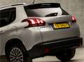 Peugeot 2008 1.2 PureTech Sport (PANORAMADAK, APPLE CARPLAY, NA Grijs - thumbnail 11