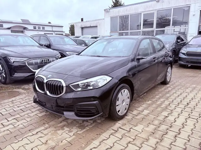 BMW 116 i Aut.|1.Hand|Spurhalte.|Live Cockpit|Navi|