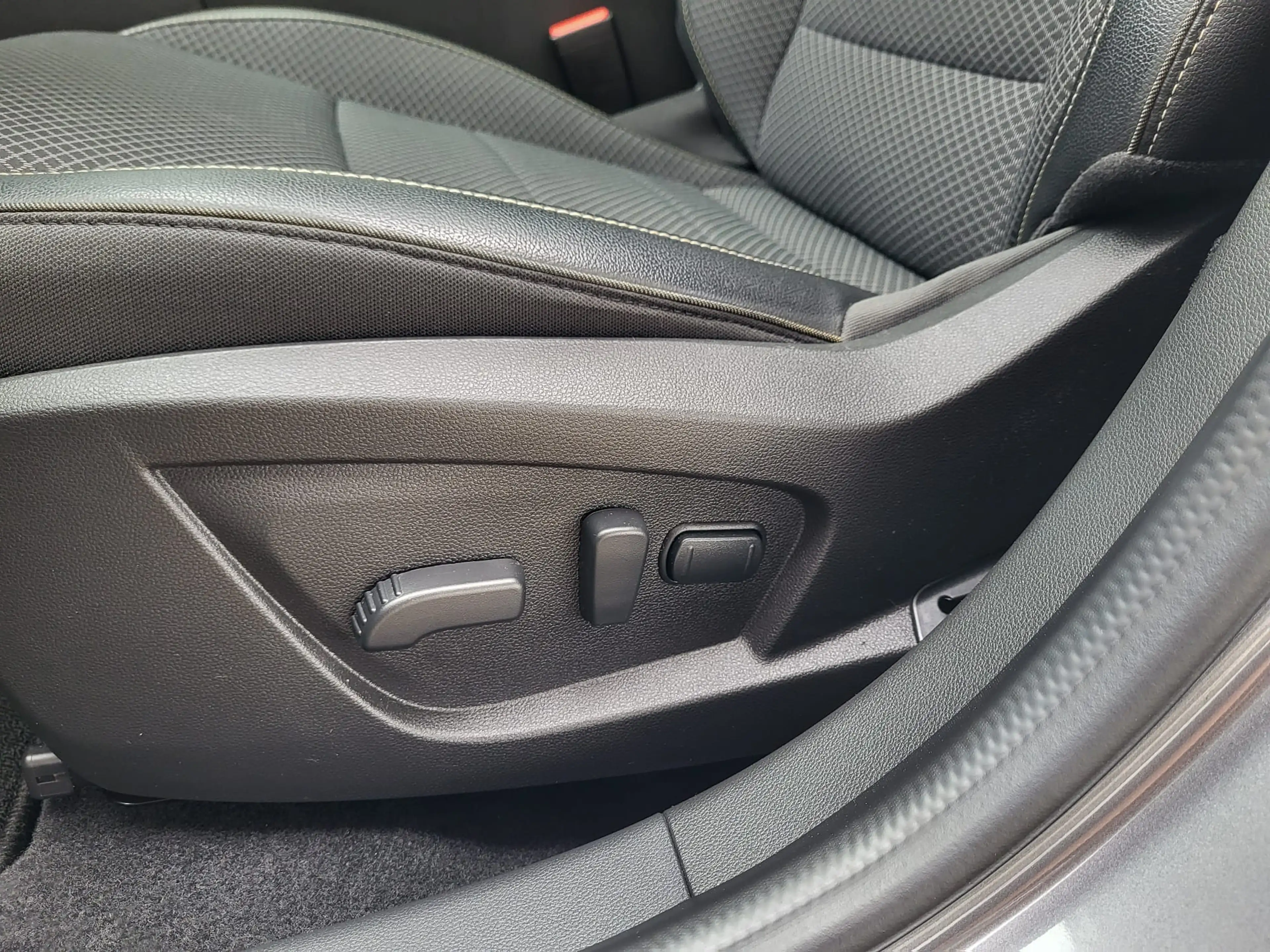 Renault Arkana Techno Limited Edition E-TECH FULL HYBRID 145 — photo 14