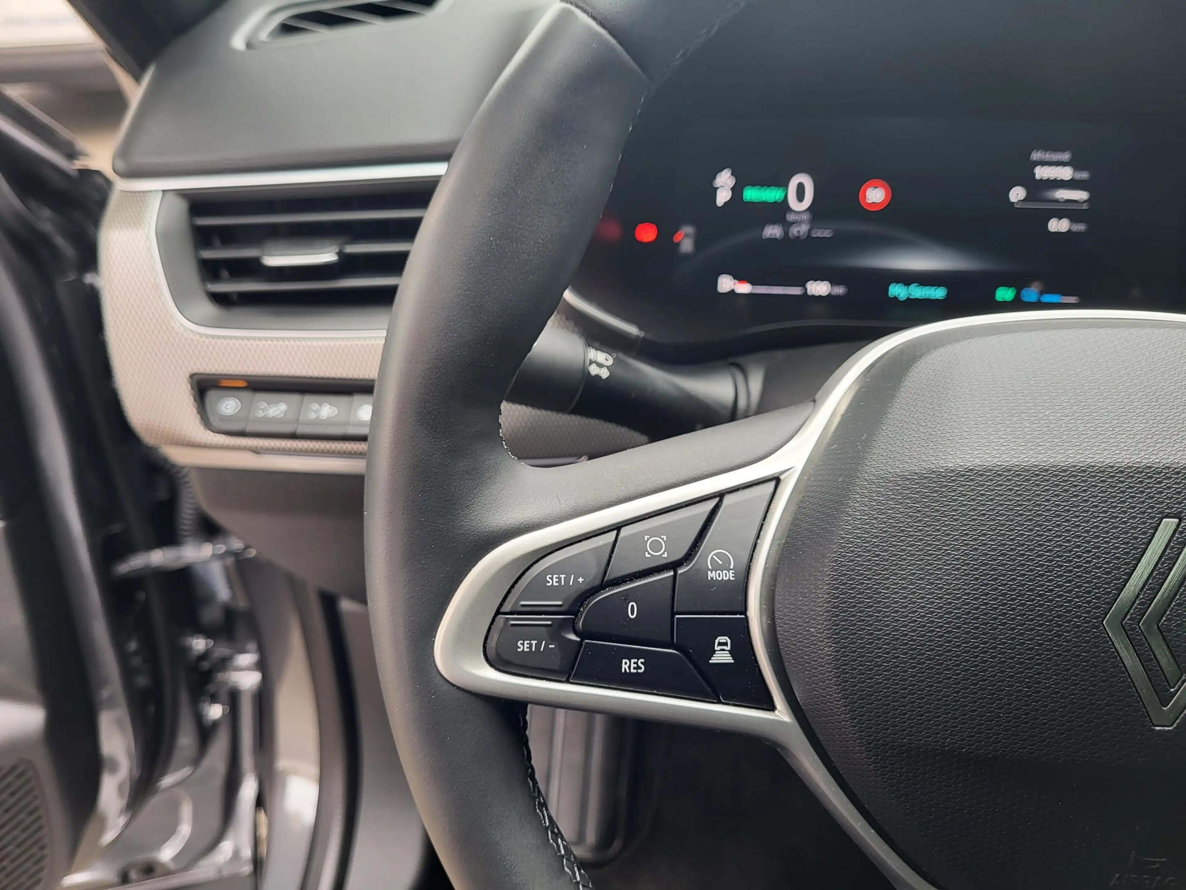 Renault Arkana Techno Limited Edition E-TECH FULL HYBRID 145 — photo 15