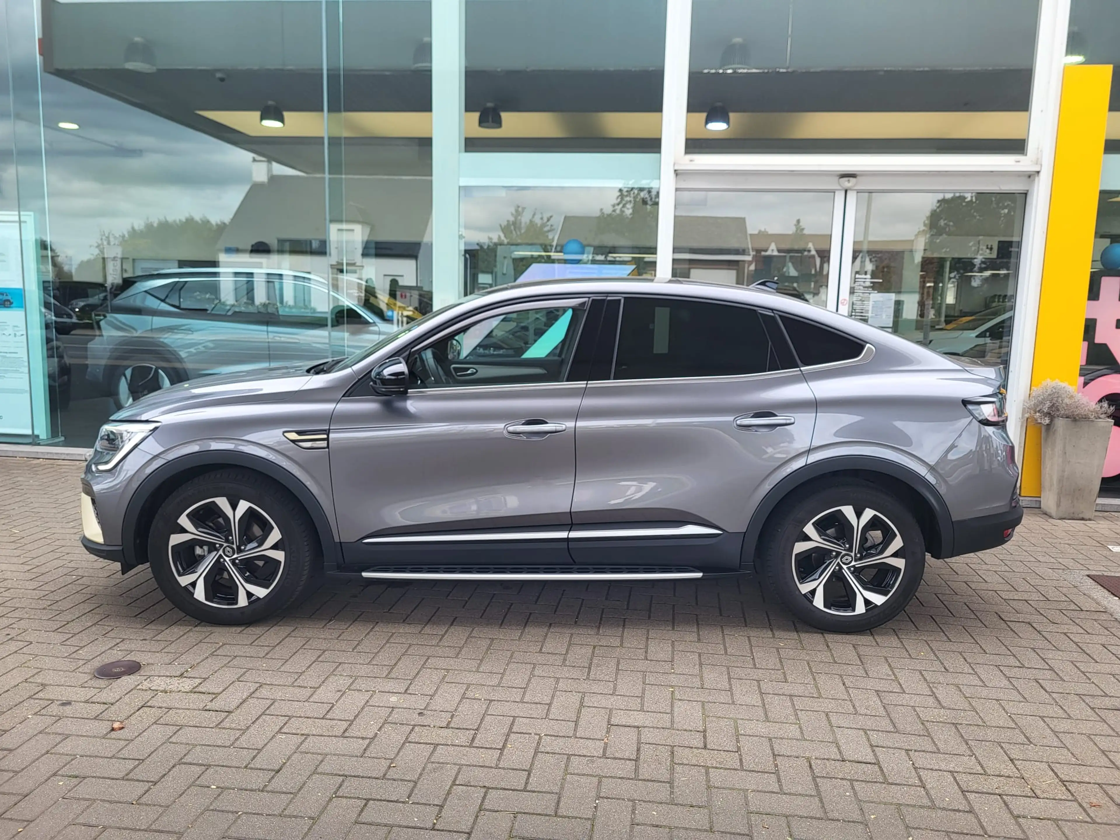 Renault Arkana Techno Limited Edition E-TECH FULL HYBRID 145 — photo 5
