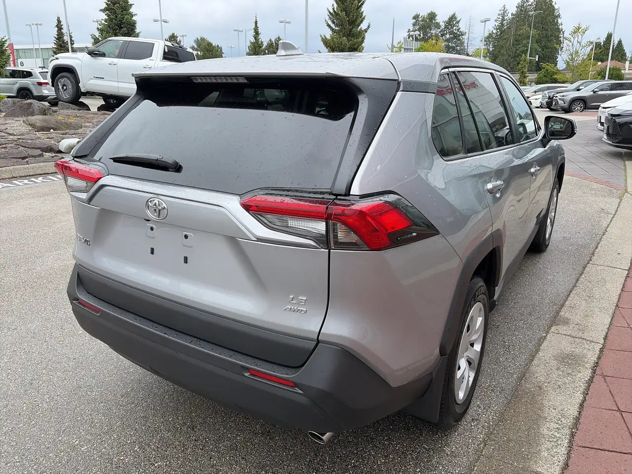 Toyota RAV 4 снимка Toyota RAV 4