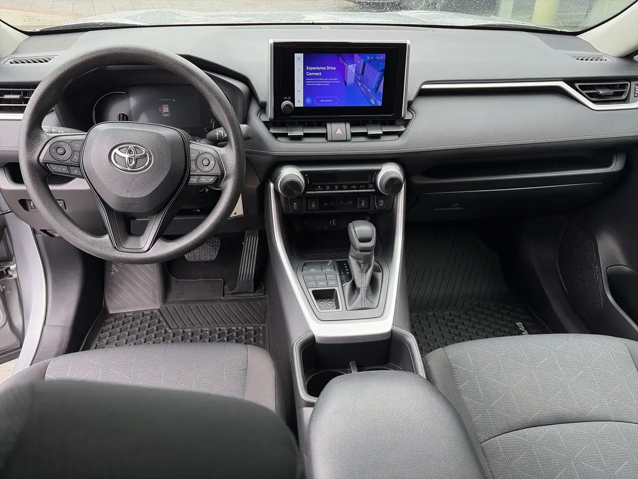 Toyota RAV 4 снимка Toyota RAV 4