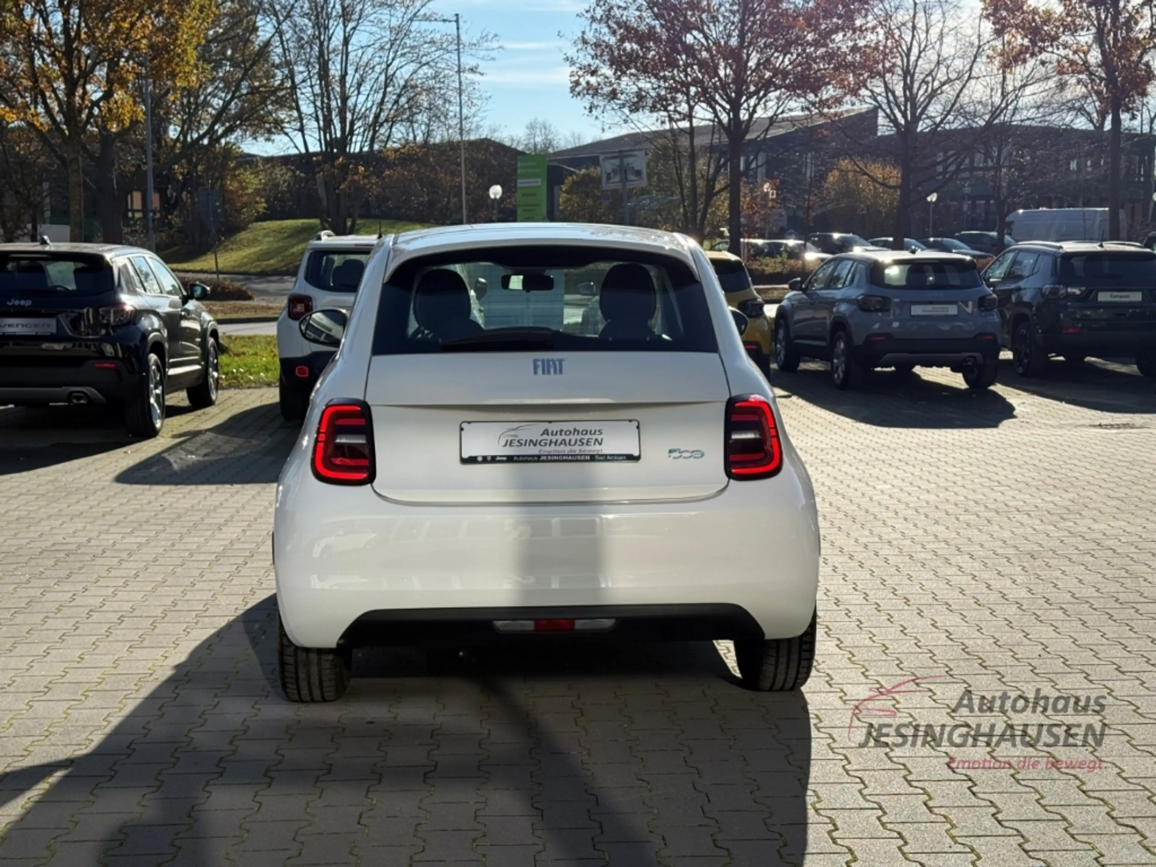 Fiat 500e +Klimaaut.+Tempomat+Spurhalte.+Schildererkennung — photo 6