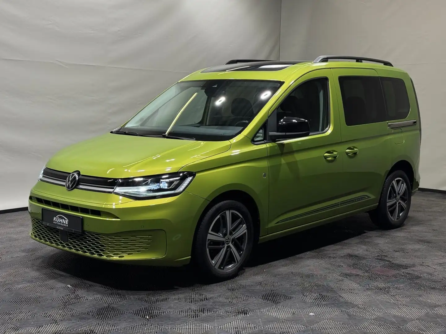 Volkswagen Caddy Move 2.0 TDI | AHK PANO LED NAVI DAB PDC Gold - 2