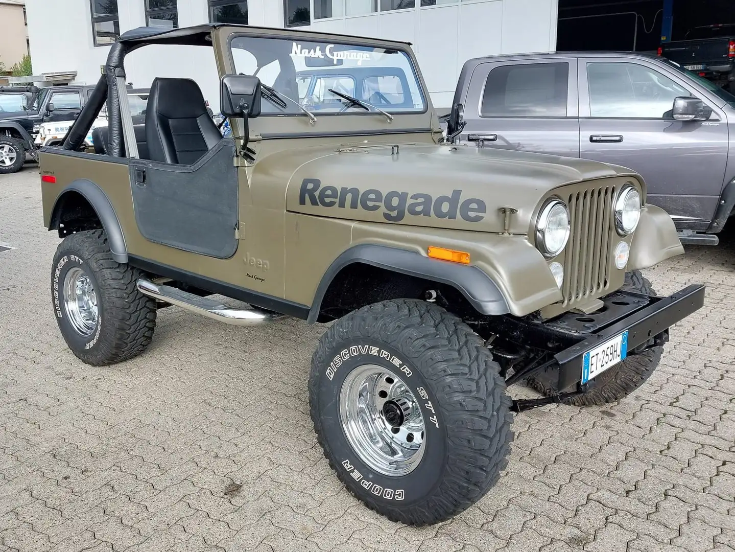 Jeep CJ-7 RENEGADE Зелений - 1