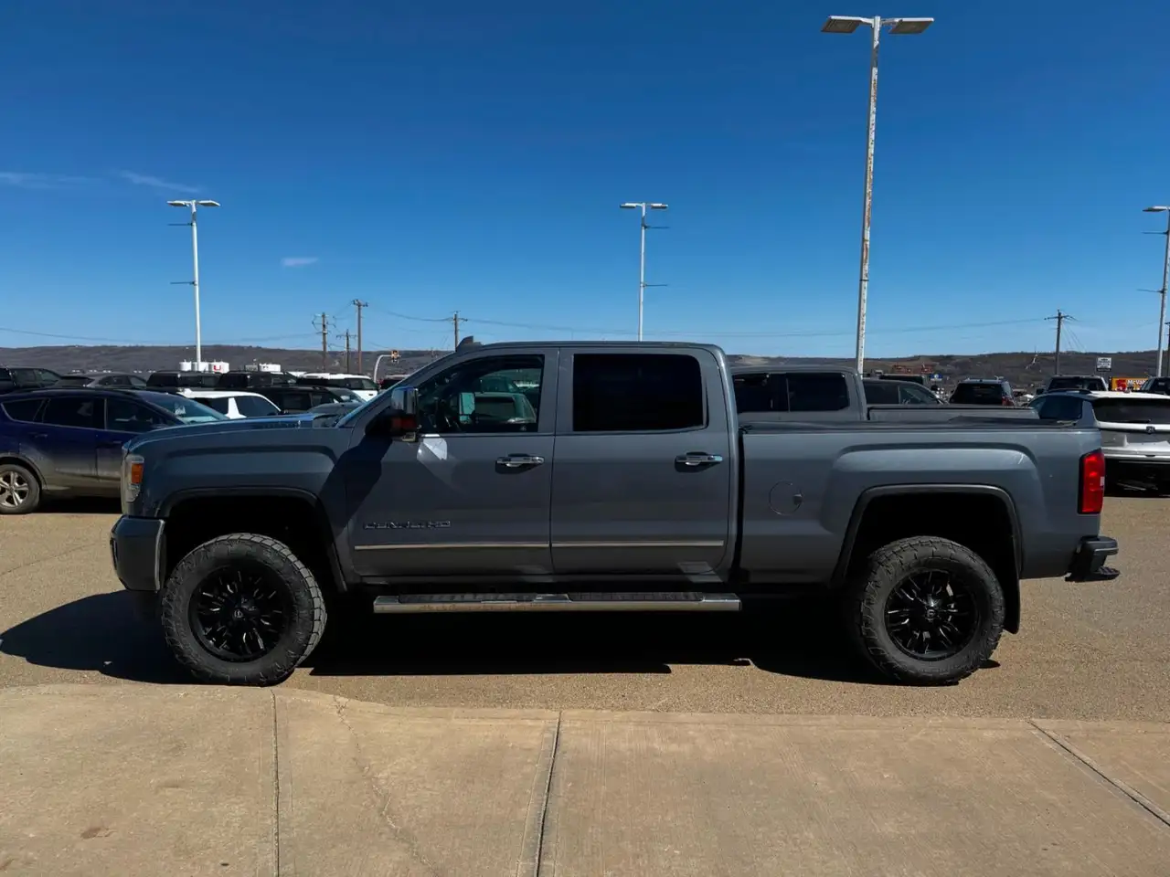 GMC Sierra 2500HD снимка GMC Sierra 2500HD