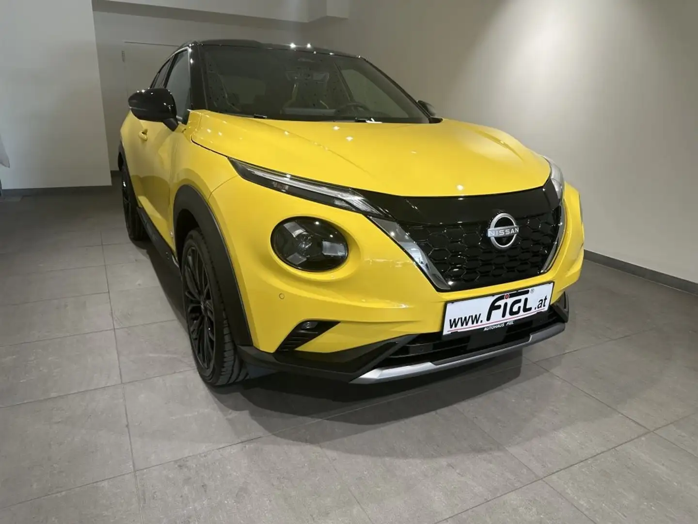 Nissan Juke Hybrid N-Sport Schwarz - 1