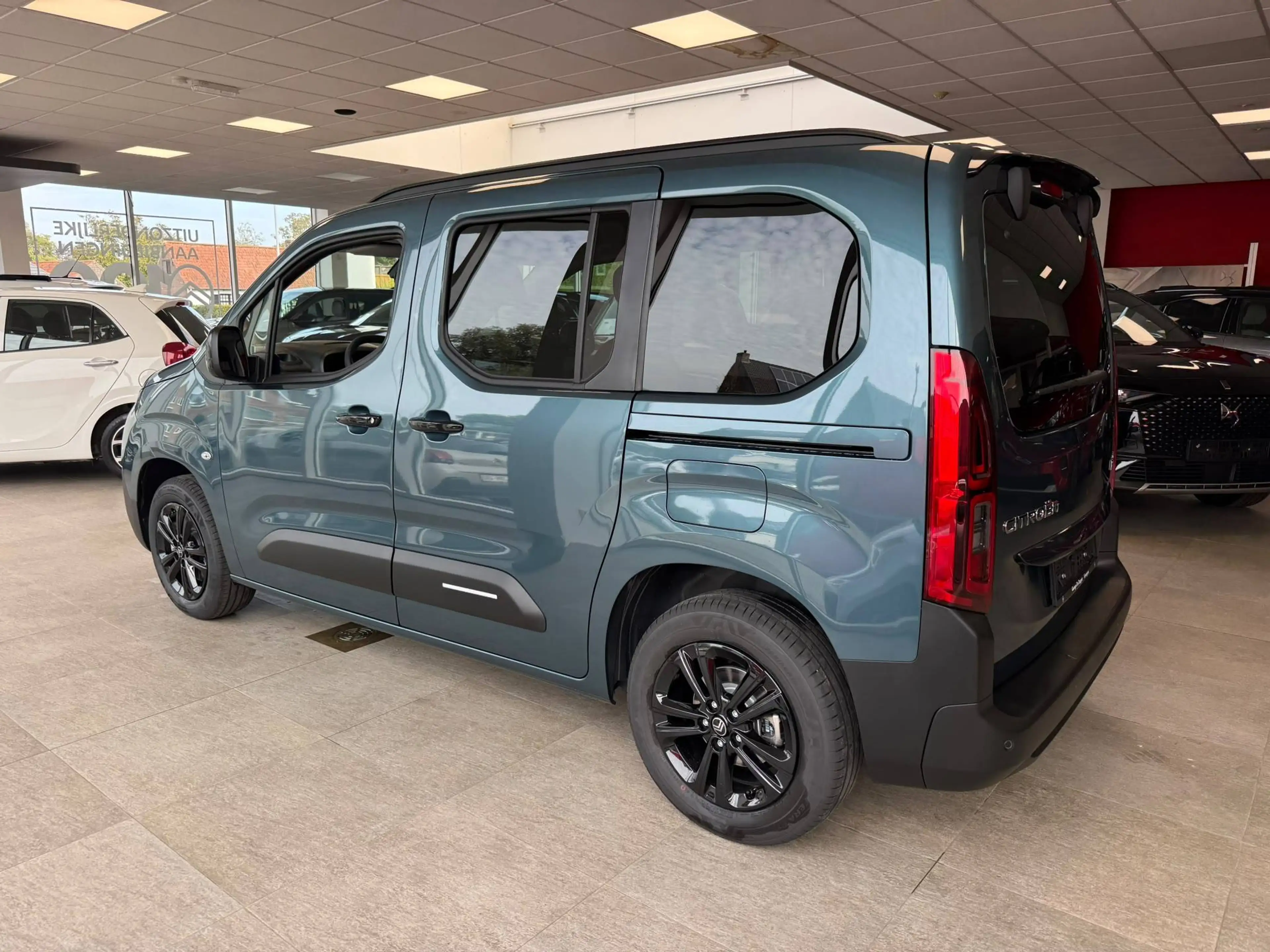 Citroen Berlingo Berlingo 1.2 PT 110pk Plus - Camera - Carplay - Bluetooth — photo 7