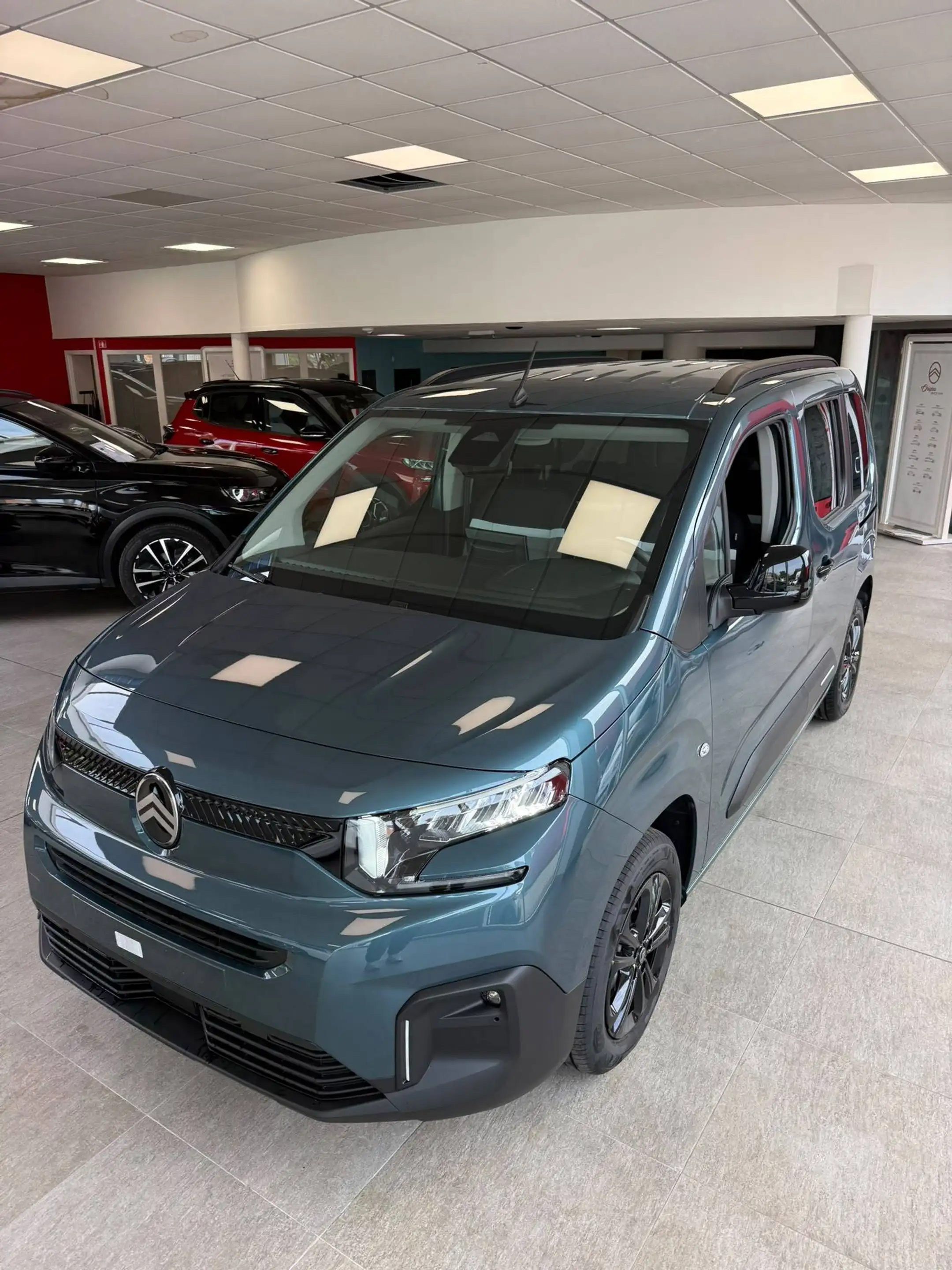 Citroen Berlingo Berlingo 1.2 PT 110pk Plus - Camera - Carplay - Bluetooth — photo 5