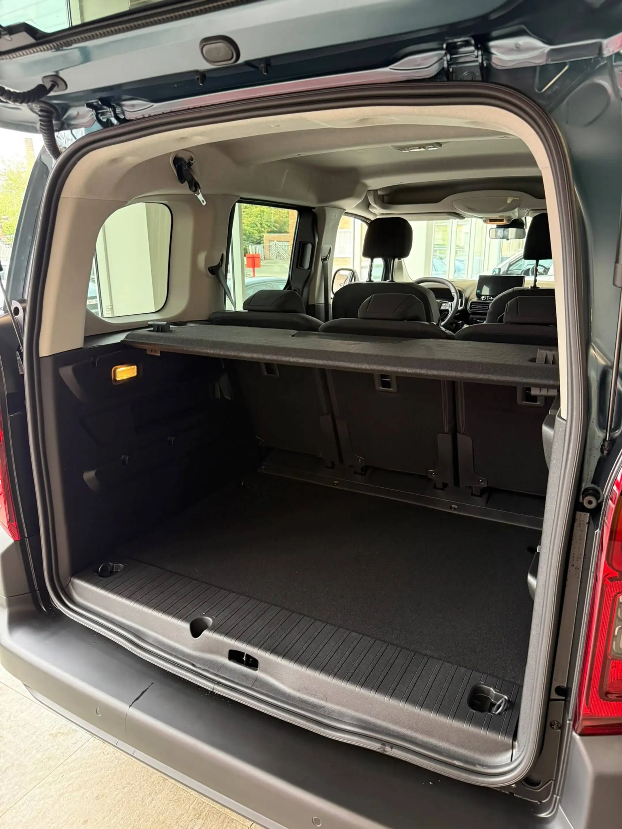 Citroen Berlingo Berlingo 1.2 PT 110pk Plus - Camera - Carplay - Bluetooth — photo 12
