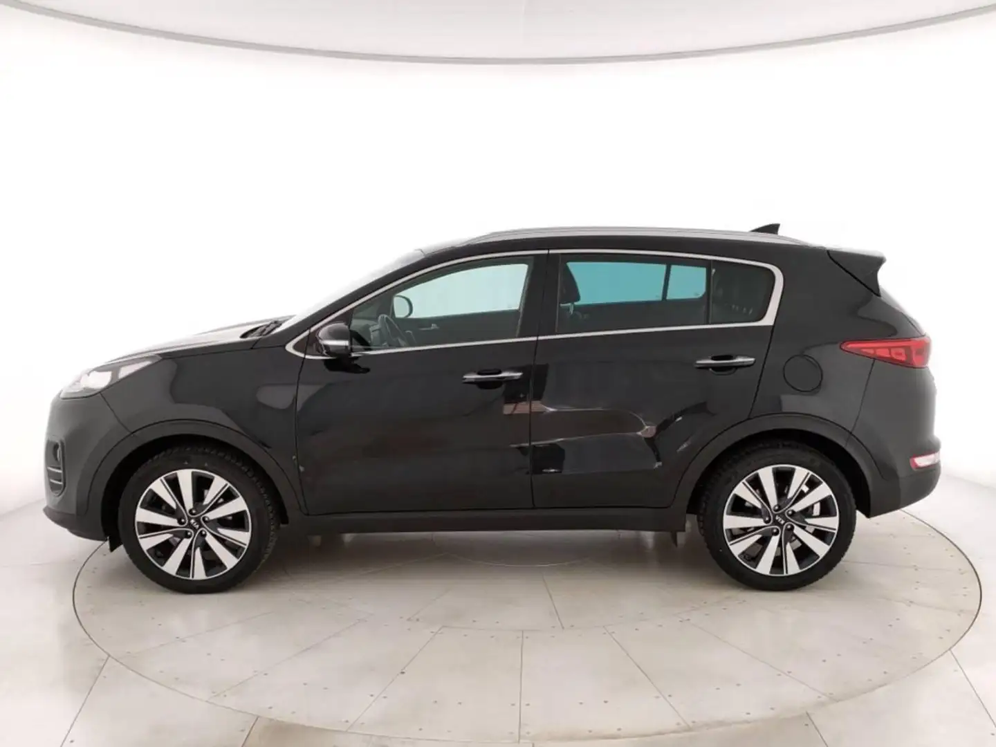 Kia Sportage 1.7 crdi Business Class 2wd 115c Zwart - 2