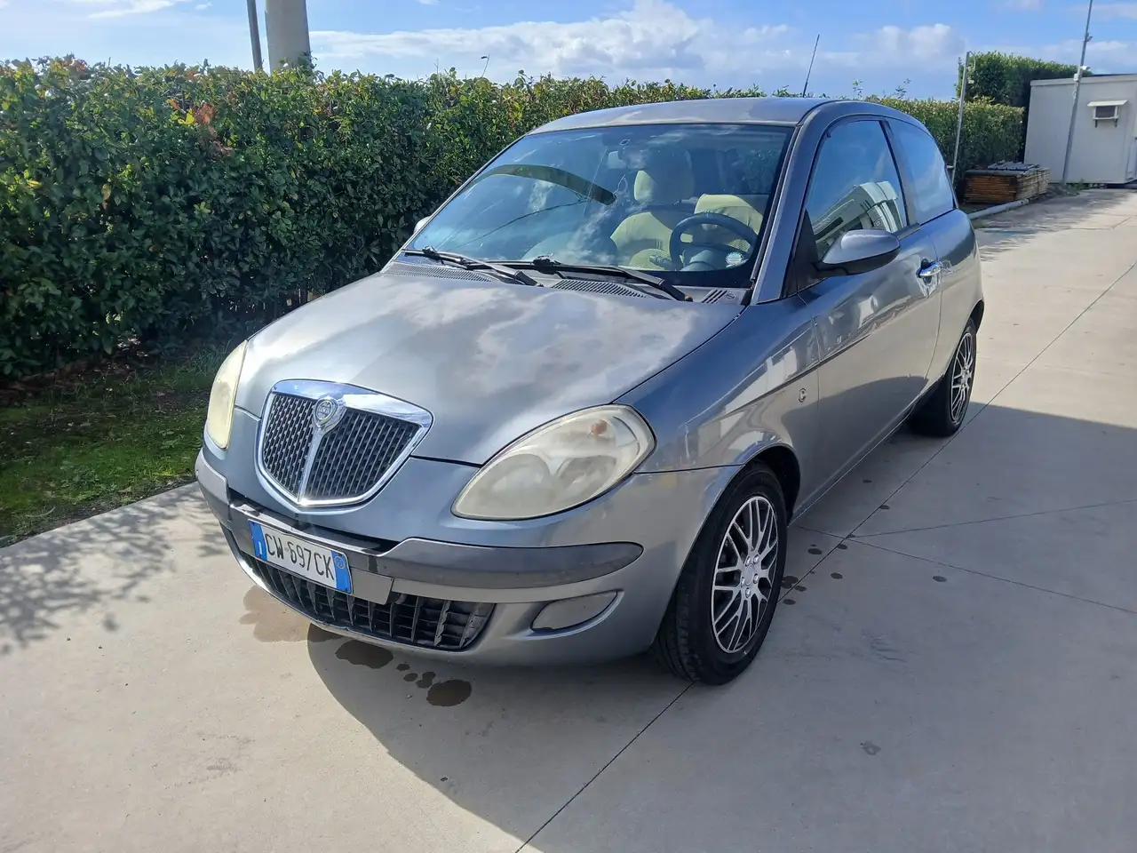 Lancia Ypsilon