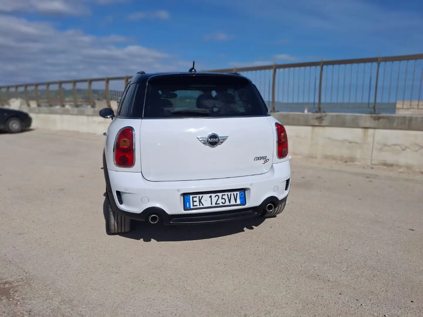 MINI Cooper SD Countryman 2.0 all4 Wit - 2