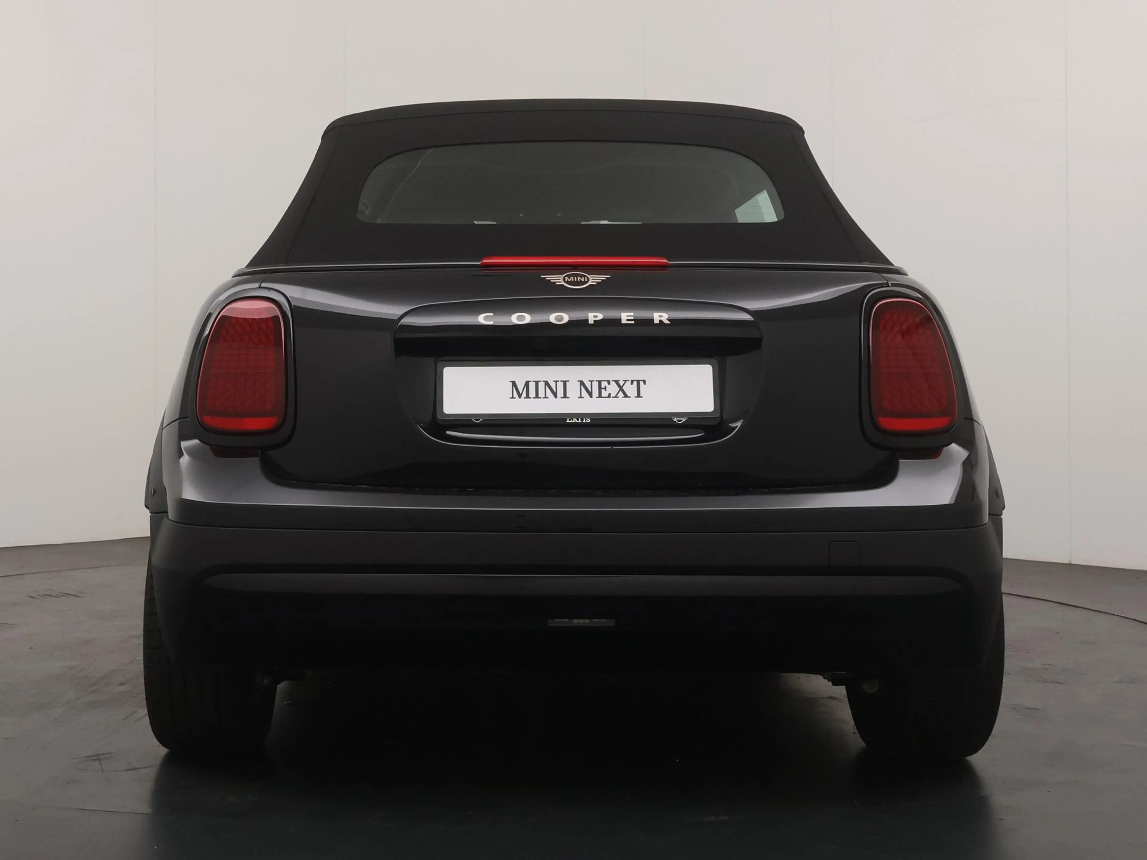 MINI Cooper C Cabrio Favoured M-pakket + Stoel & Stuurverwarming + Acht — photo 10