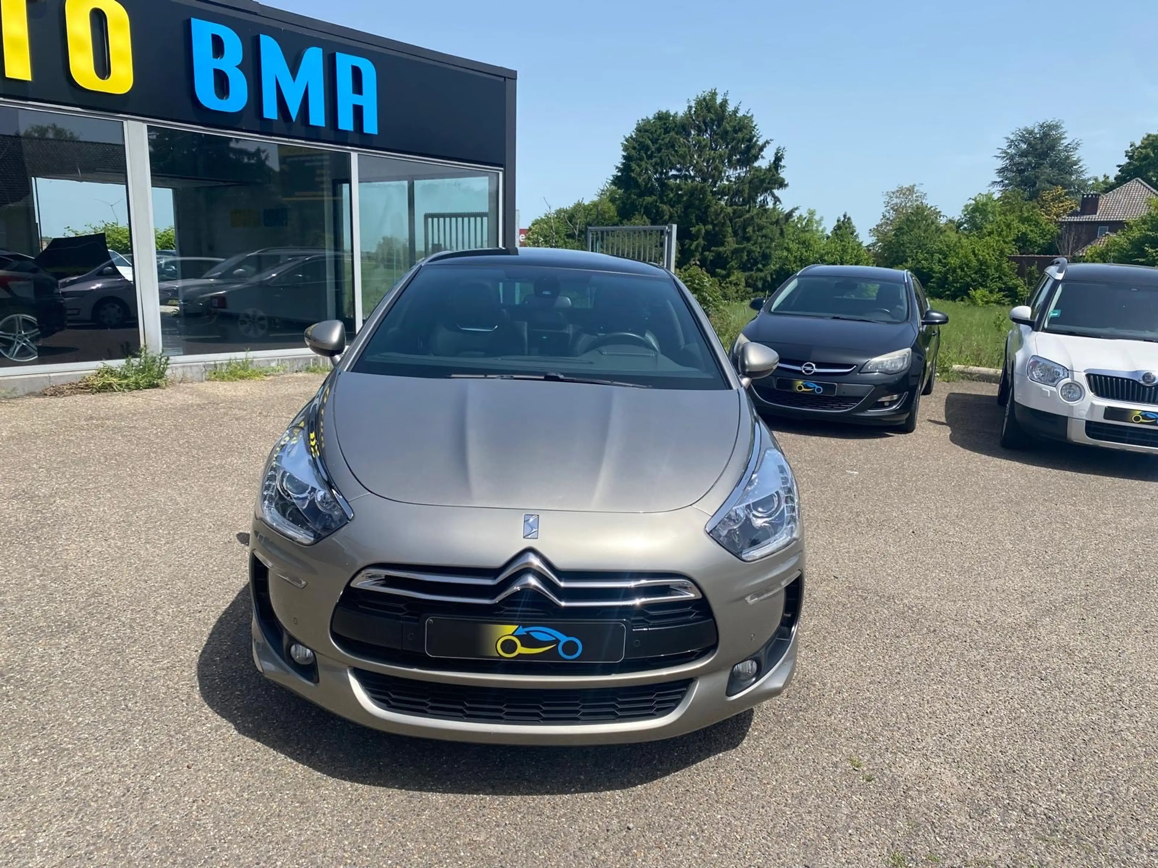Citroen DS5 DS5 2.0 HDi Hybrid4 Business GPS — photo 2