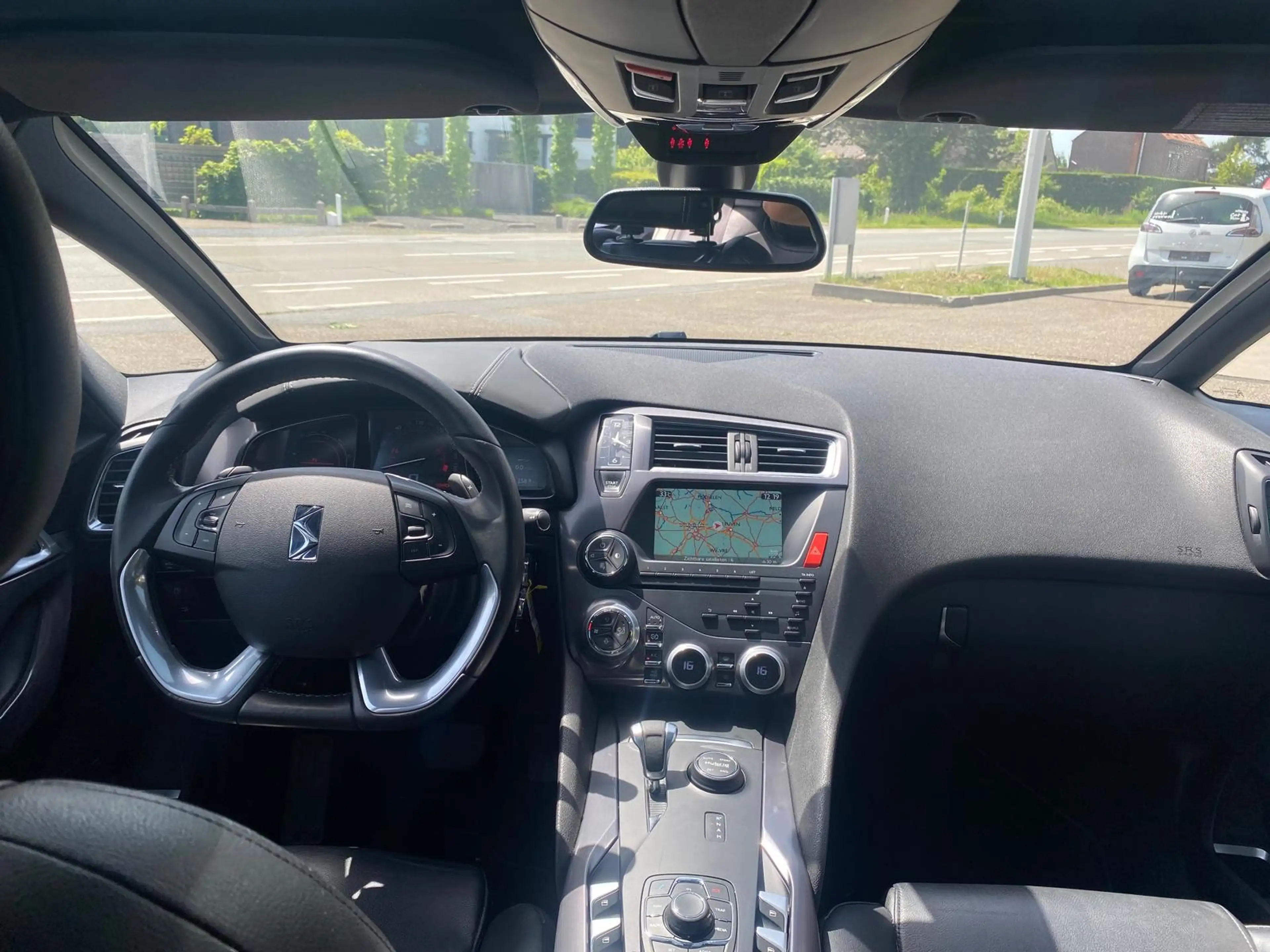 Citroen DS5 DS5 2.0 HDi Hybrid4 Business GPS — photo 14