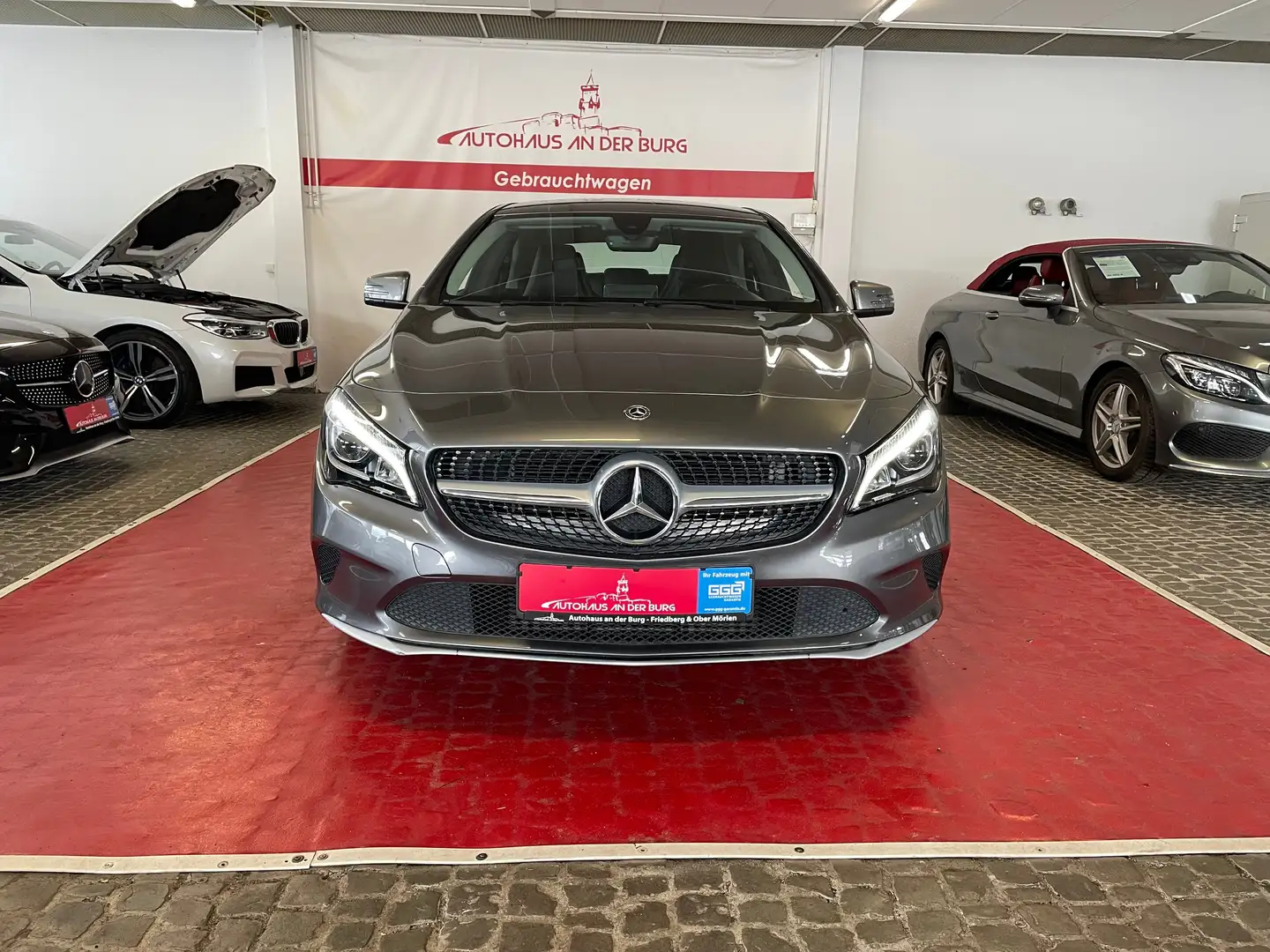 Mercedes-Benz CLA 200 Business * 2. Hd + BT + CD + Sport + BC Gris - 2