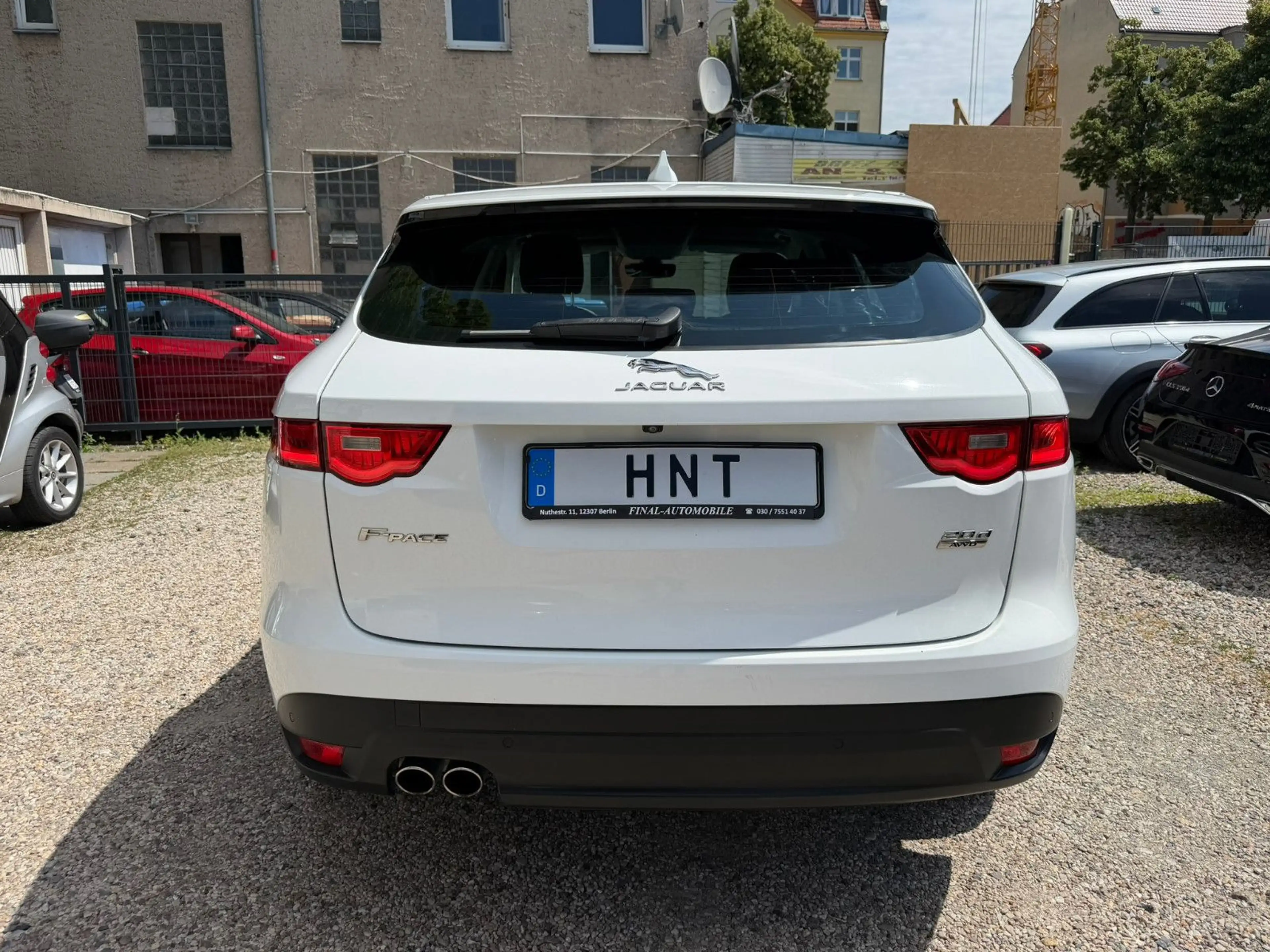 Jaguar F-Pace 20d AWD Automatik*R-Cam*Leder*Navi — photo 6