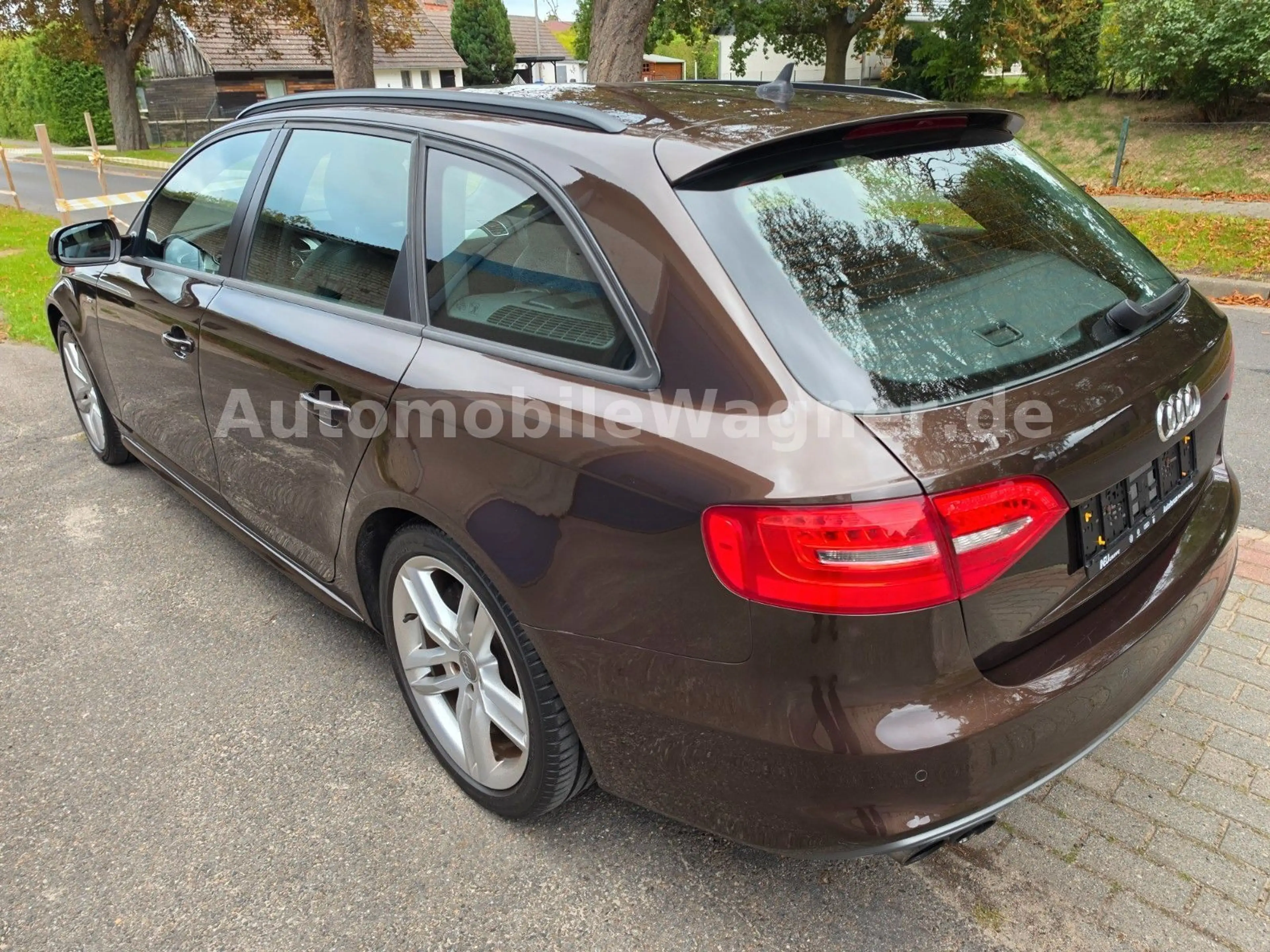 Audi A4 Avant S line Sportpaket / plus 1.Hand !! — photo 4
