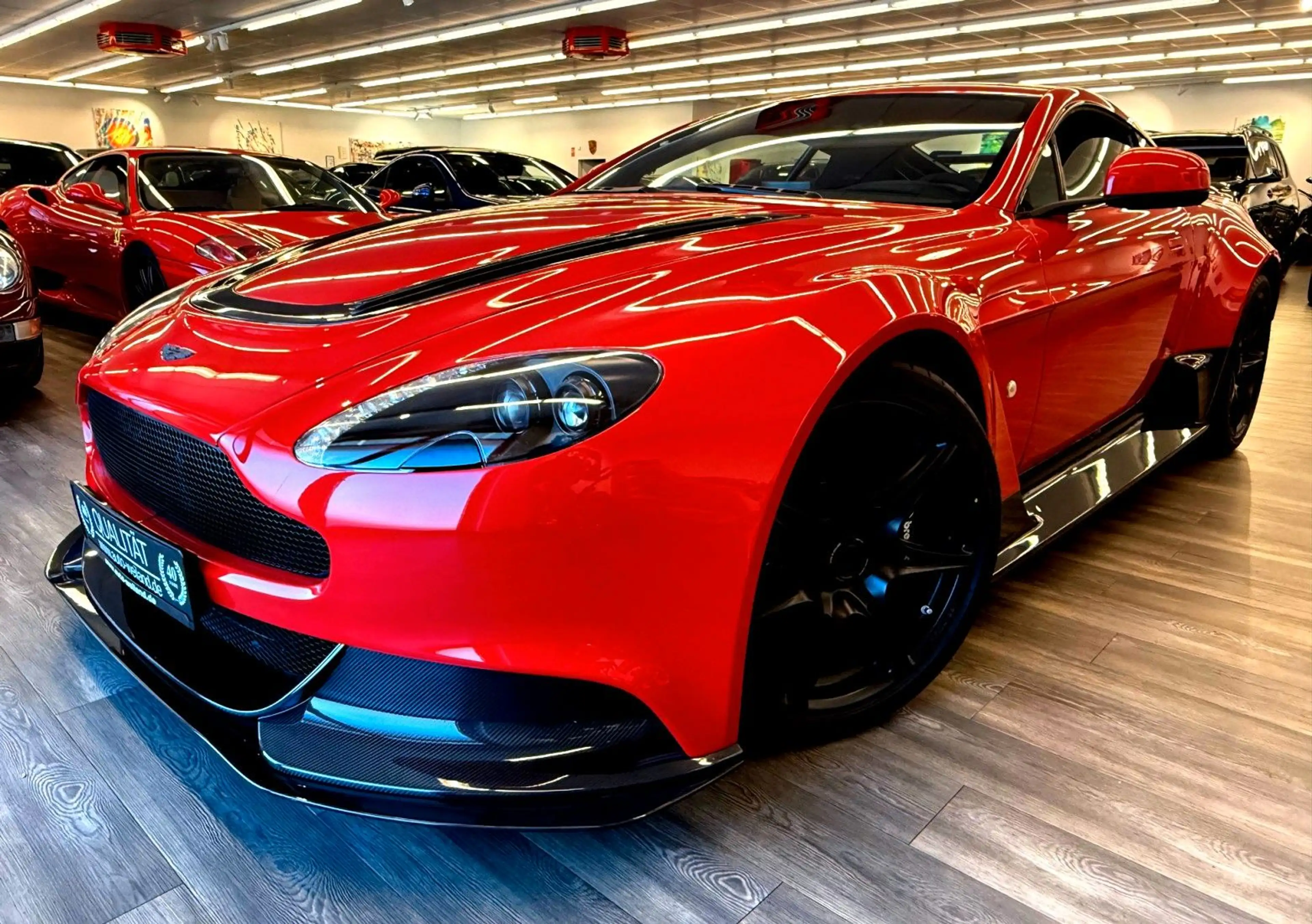 Aston Martin Vantage GT12