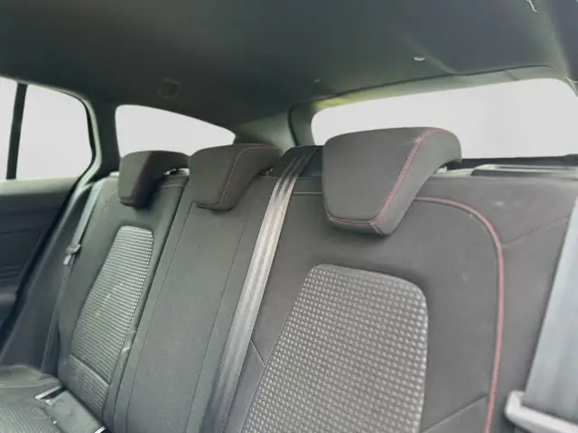 Ford Focus view 9