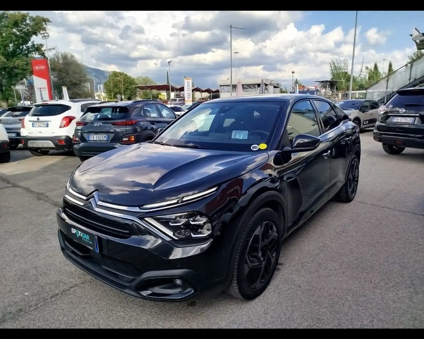 Citroen C4 1.2 PureTech Shine Nero - 1