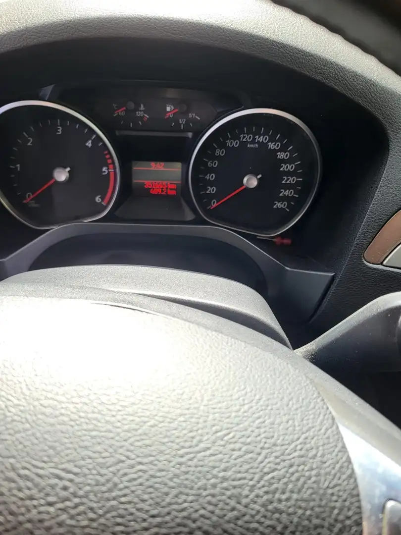 Ford Galaxy 2.0 TDCi DPF Trend Grau - 2