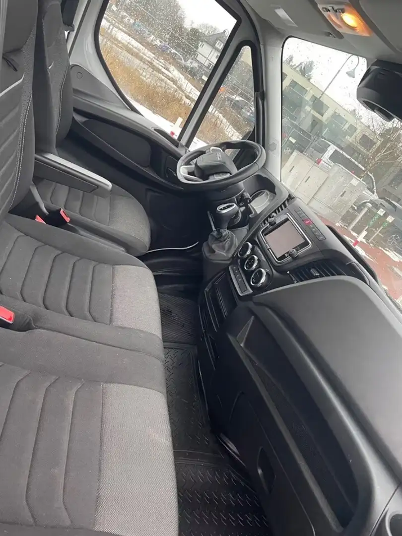 Iveco Daily Daily 35S16A8 L3H2 Kasten Weiß - 2