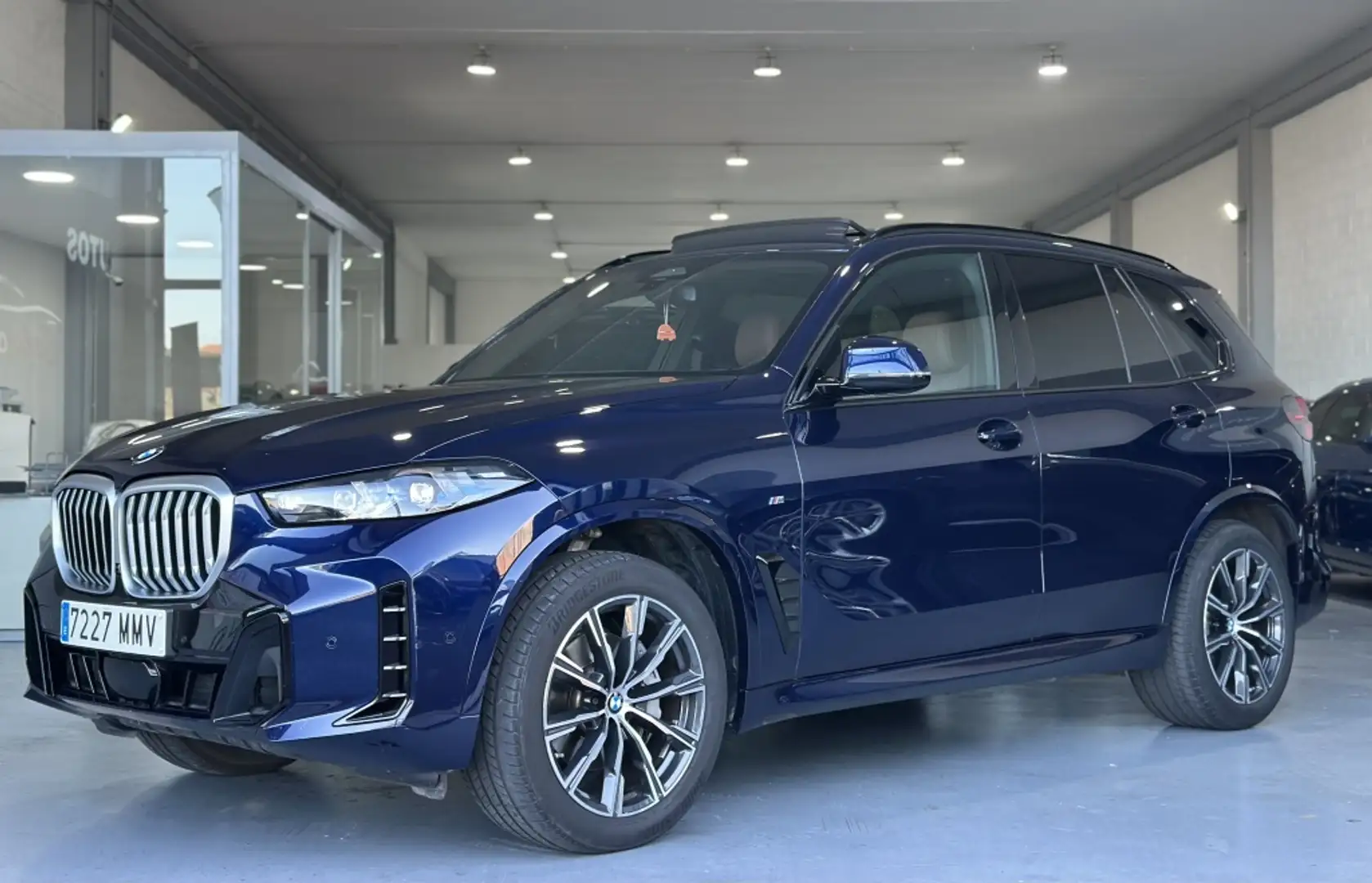 BMW X5 xDrive 40dA xLine M Sport Pro Bleu - 2