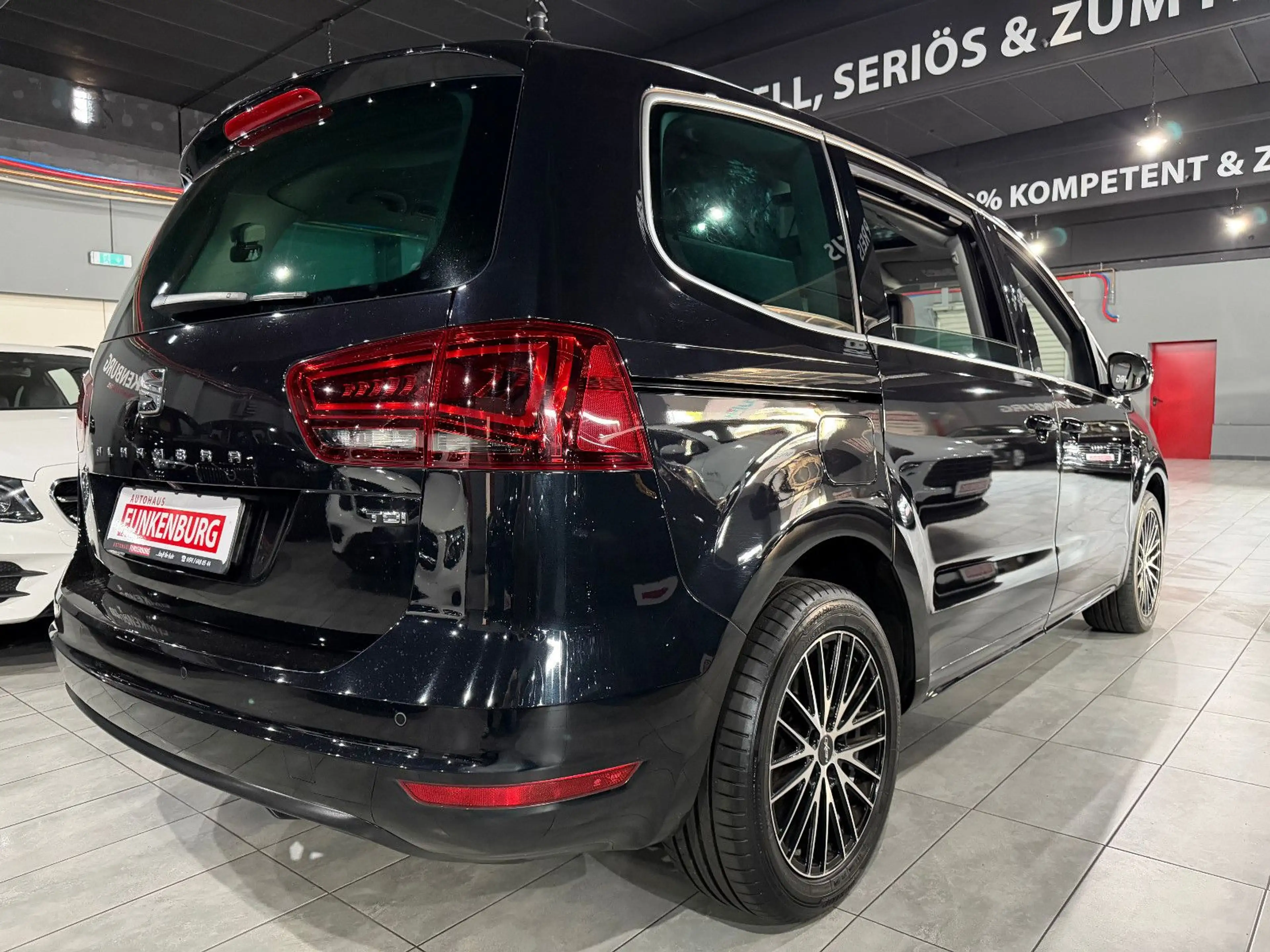 SEAT Alhambra 2.0 d 7 SITZ/PANO/KEYLES/AUT/XEN/KAMERA — photo 7