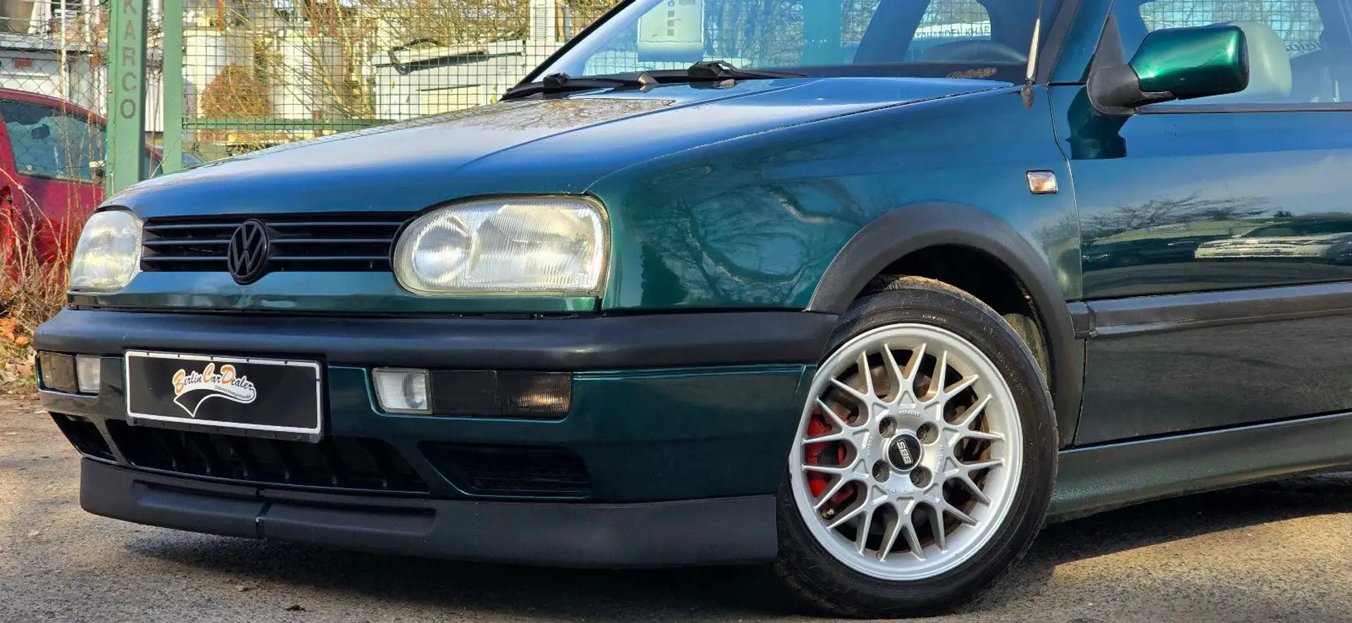 Volkswagen Golf 3 Cabrio 2.8 VR6*TÜV NEU*LEDER*TOP Grün - 1