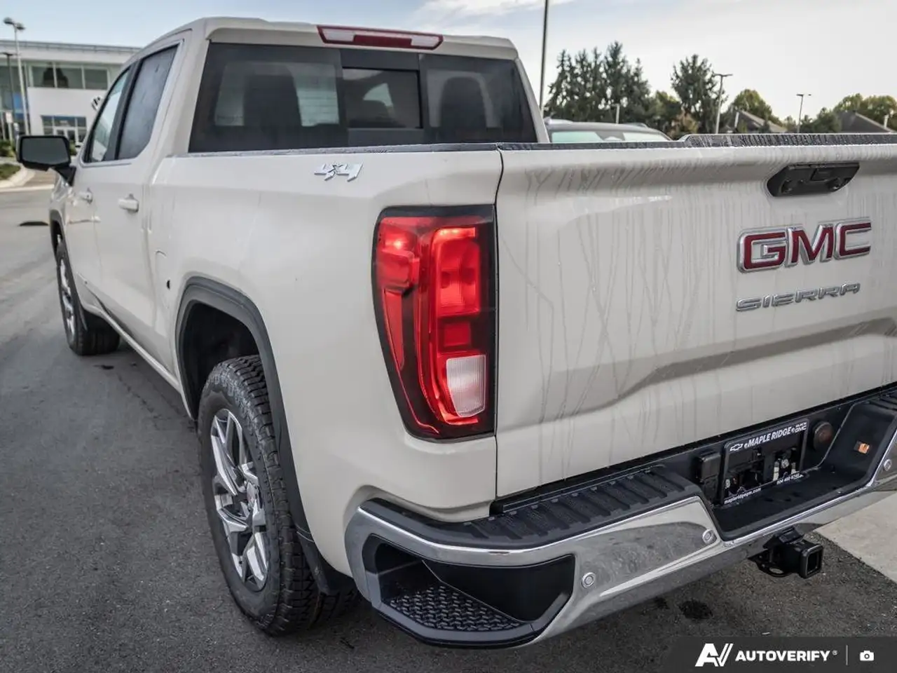 GMC Sierra 1500 снимка GMC Sierra 1500