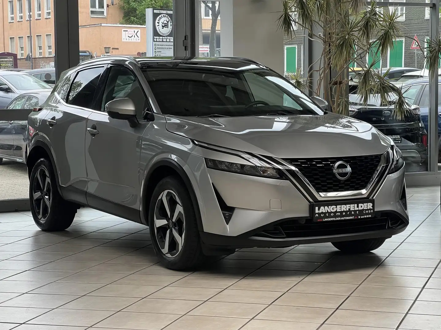 Nissan Qashqai Qashqai N-Connecta MHEV|360°|PANO|TOTW|DAB+|VIR Silber - 1