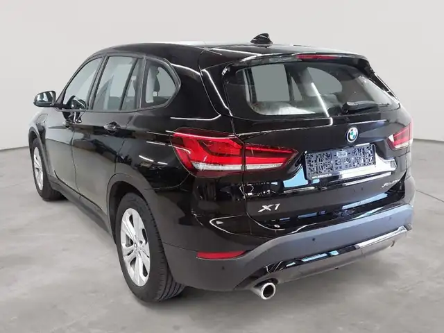 BMW X1 view 5