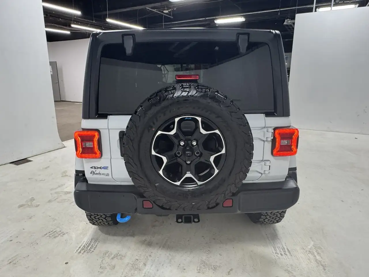 Jeep Wrangler снимка Jeep Wrangler