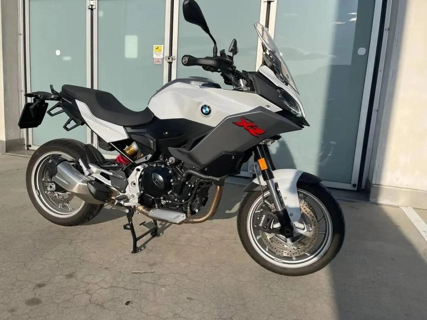 BMW F 900 XR Alb - 1