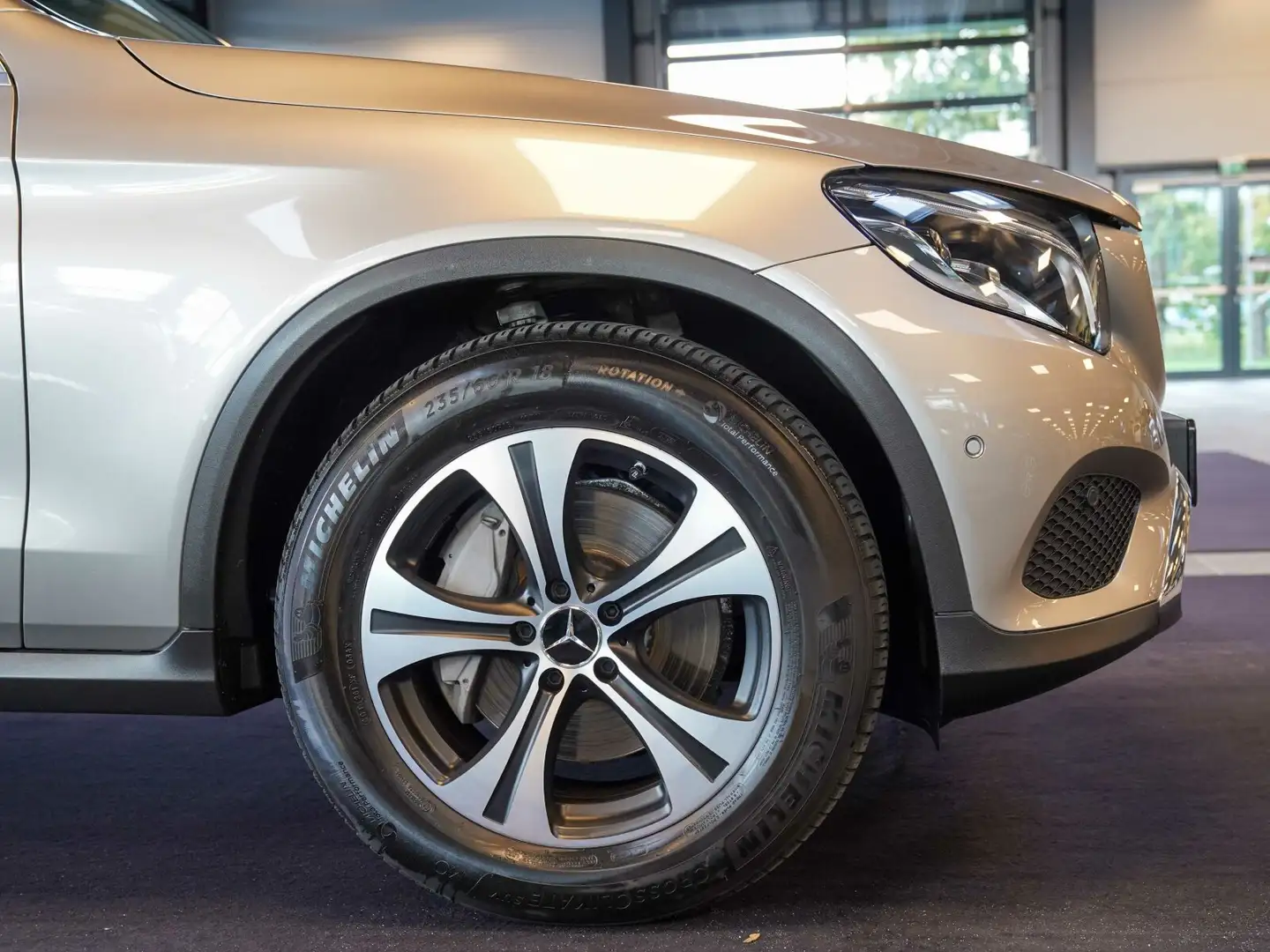 Mercedes-Benz GLC 220 GLC 220 d 4M EXCLUSIVE mojavesilber Panorama AHK Silber - 2