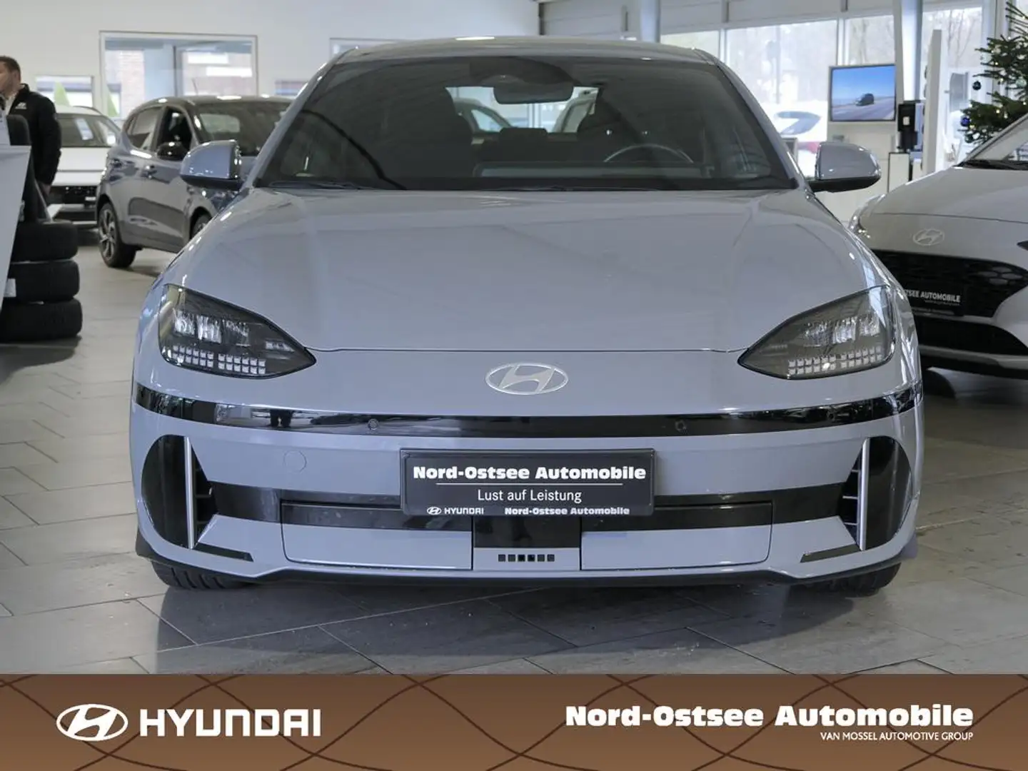 Hyundai IONIQ 6 BASIS  KAMERA PDC TEMPO KLIMA SITZHZG Blau - 2