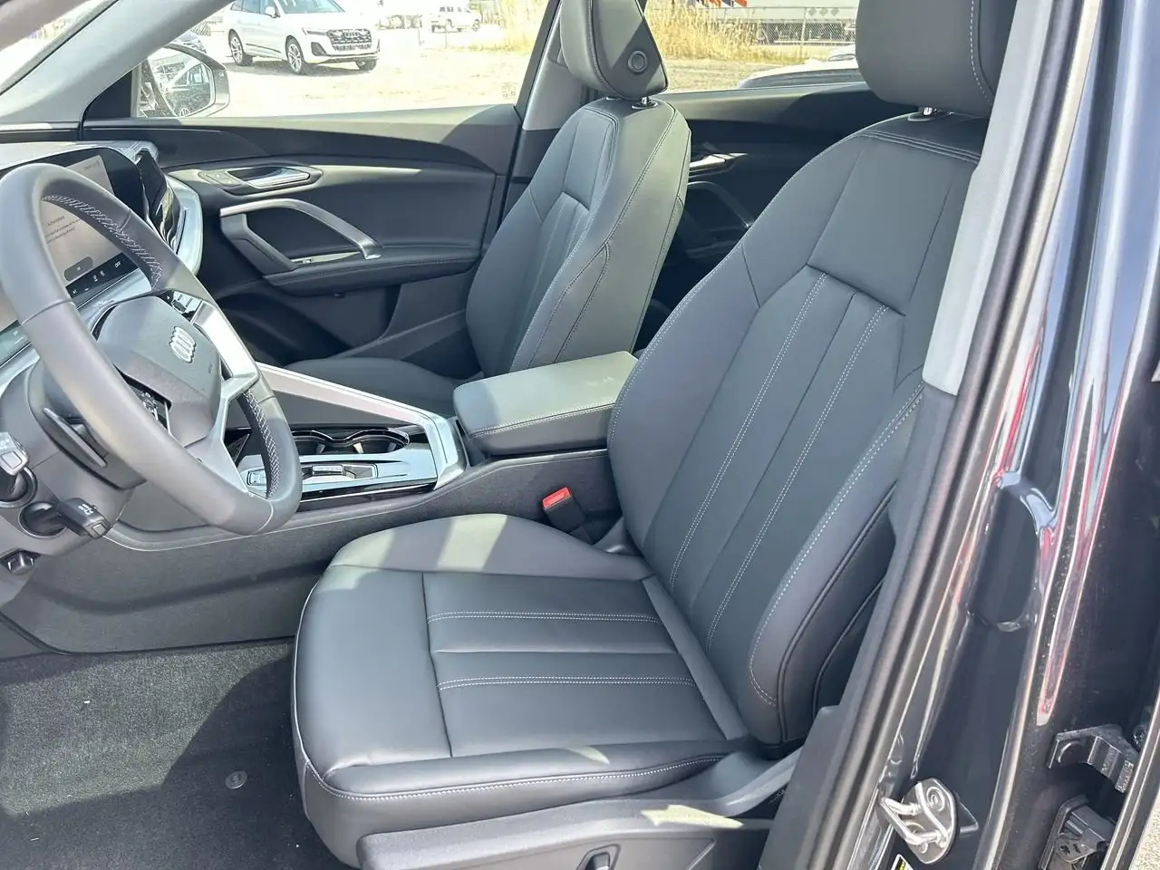 Audi Q5 снимка Audi Q5