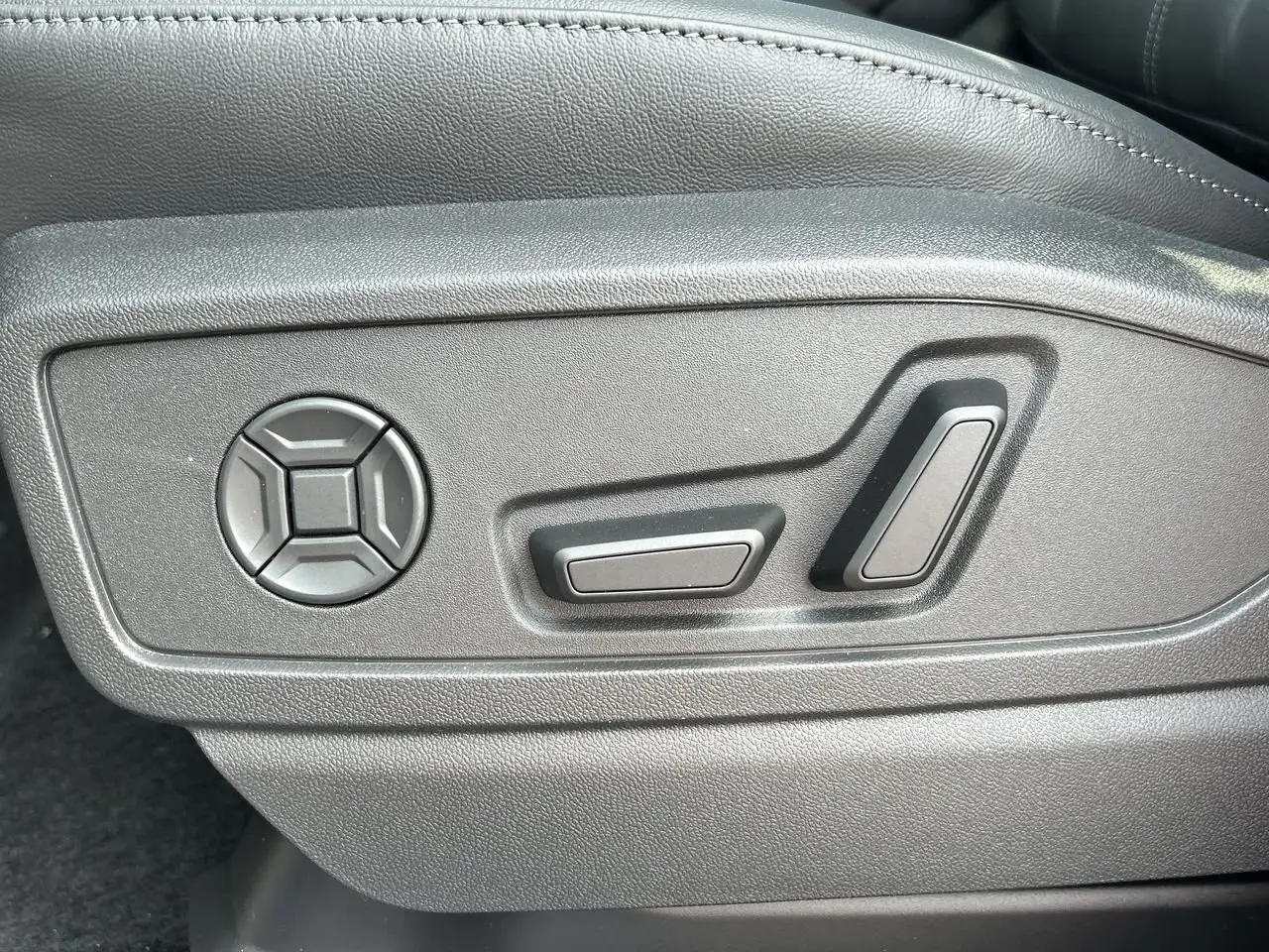 Audi Q5 снимка Audi Q5