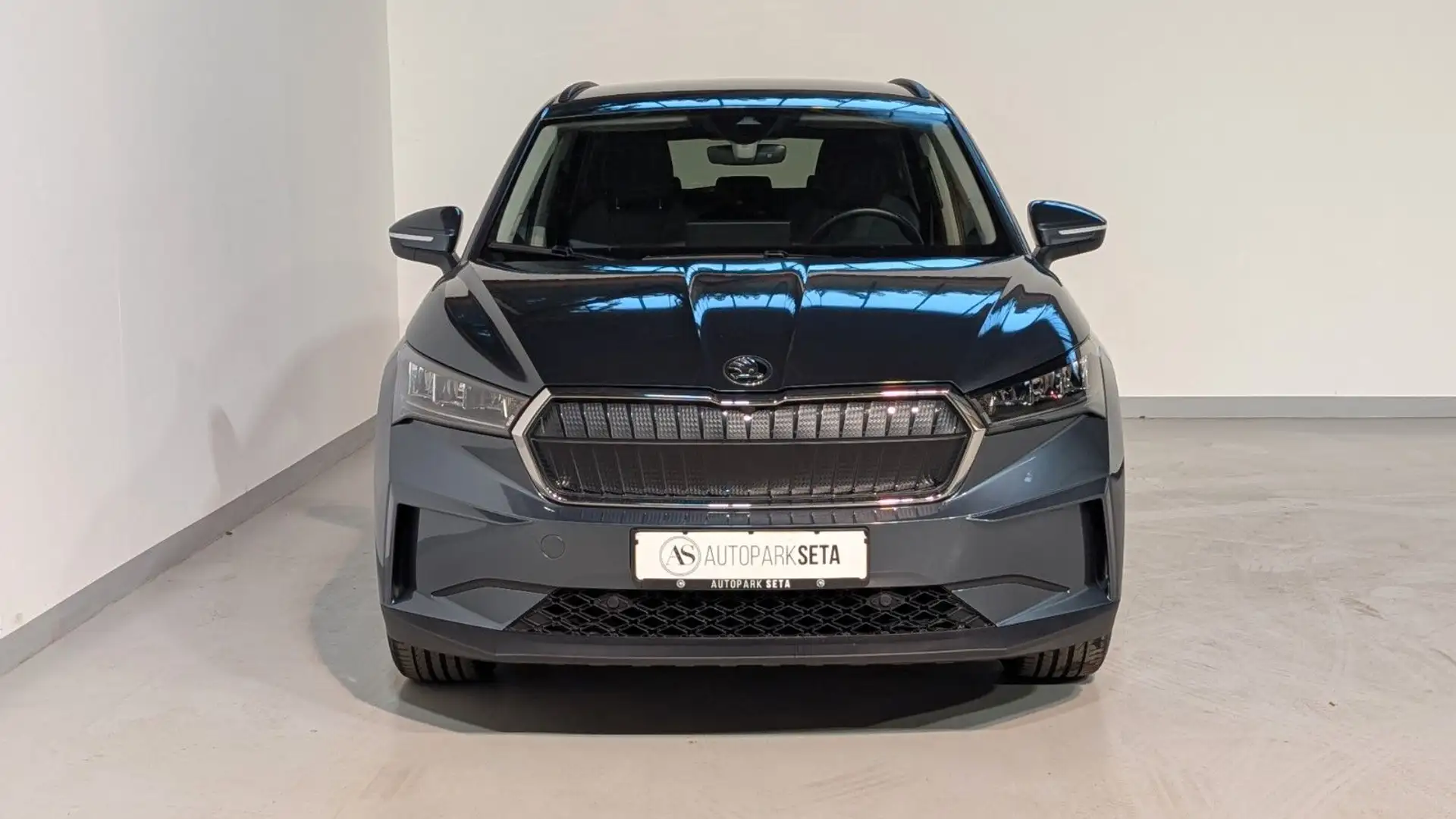 Skoda Enyaq 60 Loft 62 kWh W-PUMPE*SHZ*PDC*LANE Grau - 2