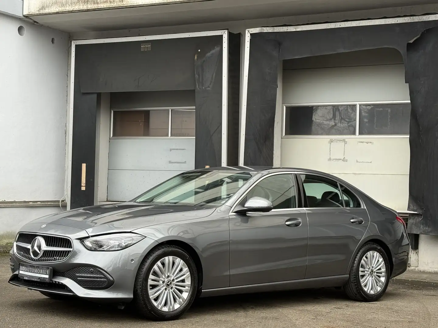 Mercedes-Benz C 180 Avantgarde LED MBUX Rü-Kamera Ambiente-Pre Gris - 2