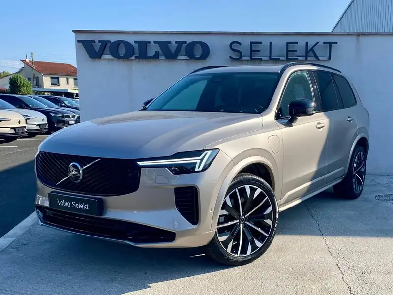 VOLVO Xc90