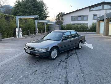 Accord 2.0i 16v c/abs,clima
