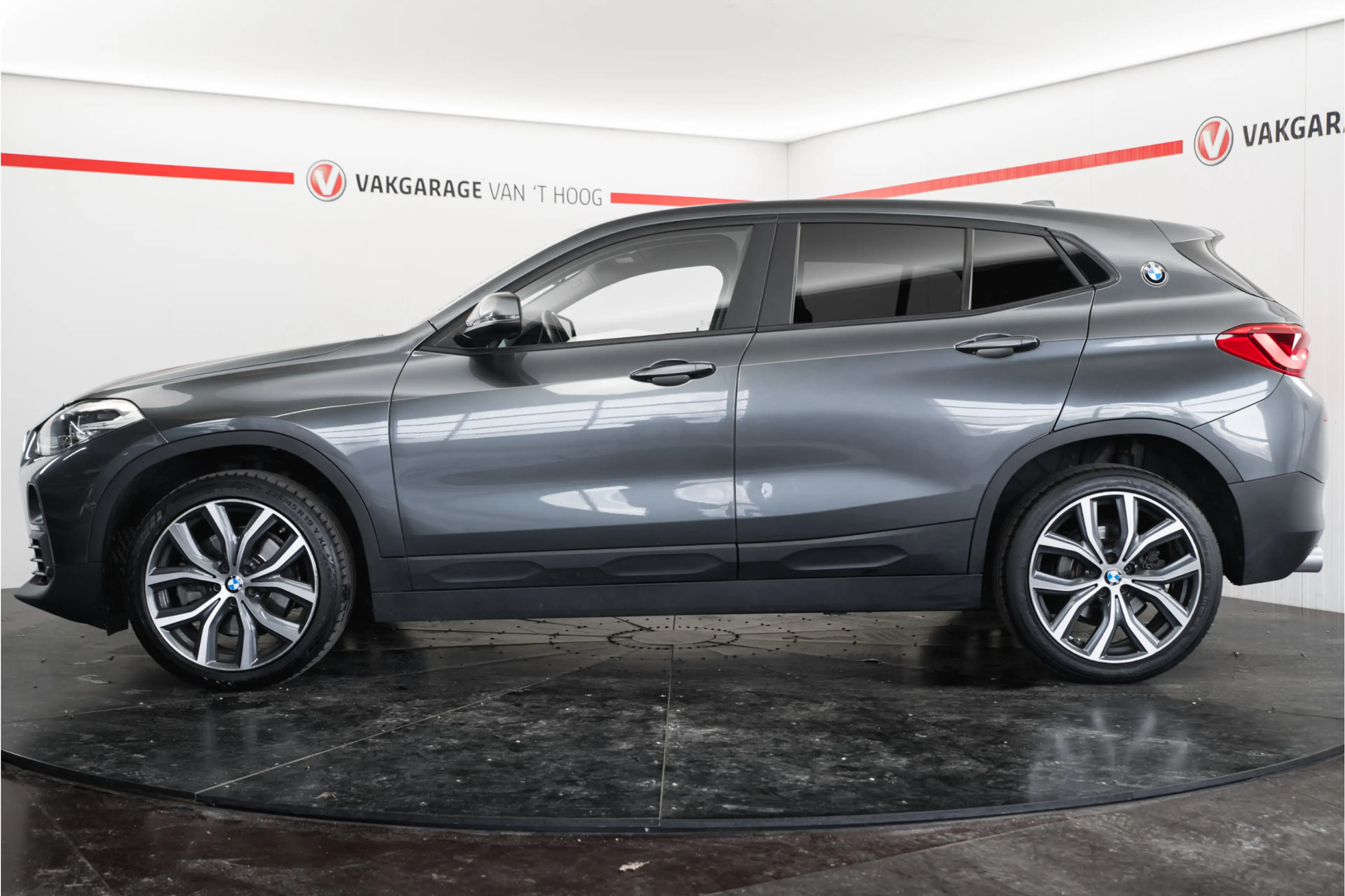 BMW X2 sDrive20i Advantage | HUD | Navi Plus | Camera | 1 — photo 15