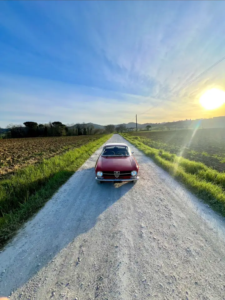 Alfa Romeo GT Junior 1300, foto 3