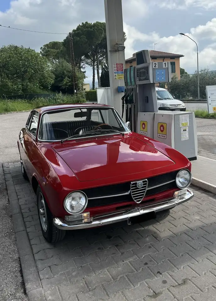Alfa Romeo GT Junior 1300, foto 1